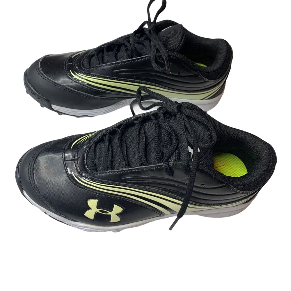 Under Armour Bound Women’s Black Athletic Shoes Gym Shoes size 6